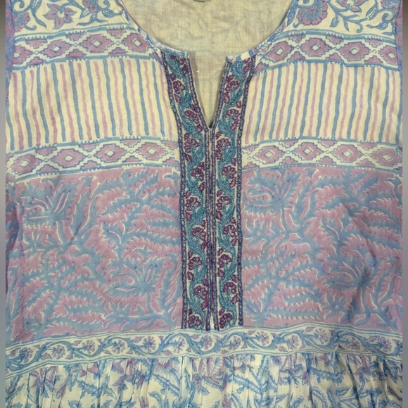 Bella Tu Fiona Long Sleeve Dress in Pastel Lilac and Blue Size Small. - Picture 9 of 10